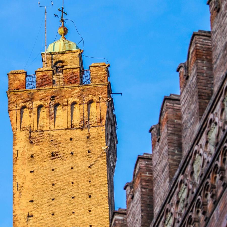 Healthy Flat Bologna - Tower Skyline View 아파트 외부 사진